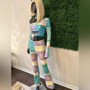 Set top & pant size M,L(on picture size M) New without tag.